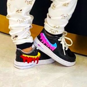 AF1WE CAN MAKE THIS SHOE ANY SIZE